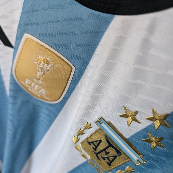 Authentic Argentina 2022 Home Jersey - Picture 3 of 5